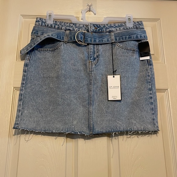 CP Jeans Collections by Dillards Skirts Nwt Size 7 Denim Mini Skirt
